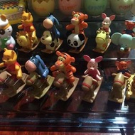 Winnie The Pooh And Friends 搖搖馬系列及動物園系列扭蛋一套十隻