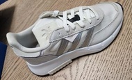 全新*易襯*厚底* Adidas Retropy F2 (Beige)