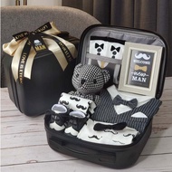 [SG Seller] ⭐ 10 pc Little Boss Boy Baby Gift Luggage Set - Size 0-3 Months 🎁