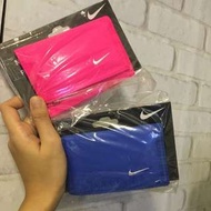 Nike 三層拉鍊錢包（粉/藍）