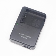 BC-W126 NP-W126 Camera Battery Charger for Fujifilm: FinePix X-T3 X-T2 X-T30 X-T20 X-T200 X-E3 X-A5 
