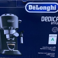 DeLonghi Coffee Machine EC685.B dedica manual espresso maker with 1 year warranty by delonghi