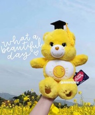 🎓現貨 🌻畢業公仔 care bears 黃色熊仔 連哈哈笑花一枝 Care bears funshine bear 公仔  畢業公仔 🐻 Care Bears 正品❣️