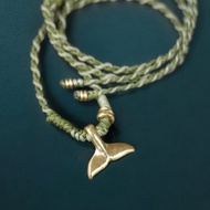 尋找你的小幸運-黃銅鯨魚尾蠟繩編項鍊01