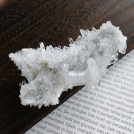 Crystal 四川產地 不規則晶簇 白水晶晶簇 天然礦石 原礦