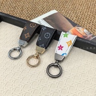 Car Key Ring Men's and Women's High-Grade Genuine Leather Car Key Pendant Exquisite Key Ring Pendant