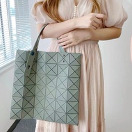 【ready stock】Issey Miyake same style Handheld One Shoulder Tote Bag Women's Matte Geometry