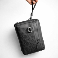 ECHELON ARVION Men's 3-in Sling Bag Black Waterproof Clutch Handbag