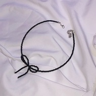 Ribbon black necklace