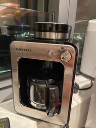 Coffee machine bean grinder