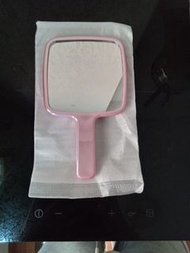 Mistine 防曬霜、粉撲、化妝刷、手持鏡