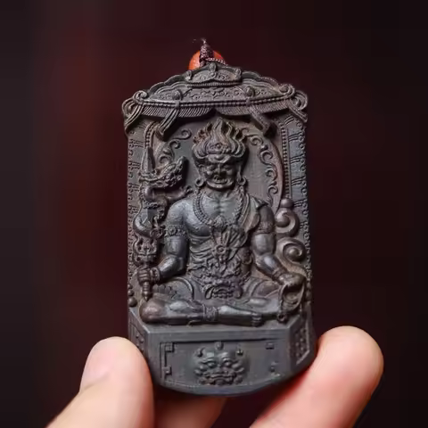 Retro Wood Carving Guardian Deity of the Twelve Zodiac Fudo Myoo Buddha Statue Talisman Hanging Orna