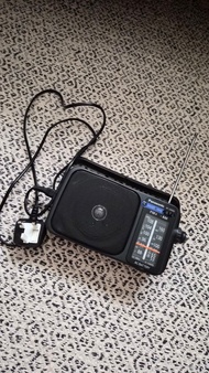 Panasonic RF-2400D 收音機