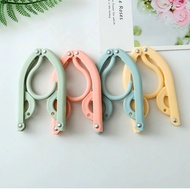 4pcs Portable Folding Travel Hangers - Essential Cruise Accessories, Space-saving Clothes Drying Rac