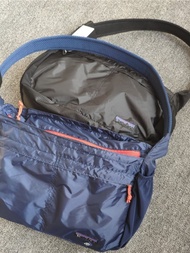 ☽™PATAGONIA กระเป๋าสะพายไหล่สำหรับผู้หญิงผู้ชายกระเป๋าแบบเรียงซ้อนน้ำหนักเบา,กระเป๋าพับได้กันน้ำได้สำหรับบุรุษไปรษณีย์
