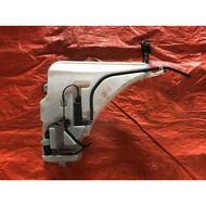 Bmw F30 wiper tank with motor/washer tank