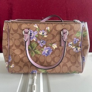 COACH 經典 Monogram 花卉圖案手袋