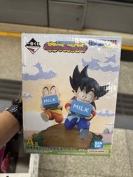 一番賞《七龍珠》A 賞孫悟空與克林在龜仙人門下修行時「送牛奶」