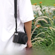 NiYi Focus | Fujifilm X100VI Camera Bag With Battery Removal Feature Leatherlike Buffalo Pattern Bas