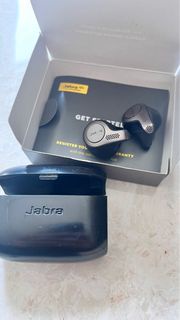 Jabra Elite 65t earplugs