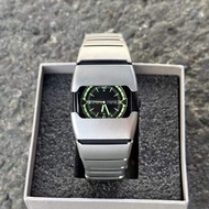 Jam Tangan Lelaki Millennium Retro Y2K Perisai Tidak Teratur Bercahaya Personaliti Kalis Air Jam Tan