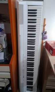 Yamaha P115 電子琴