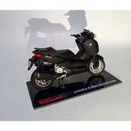 Yamaha Xmax Connected Miniature 1:18 scale Diecast 1:18