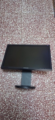 Samsung 顯示器