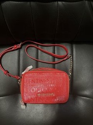 Valentino cross body bag  with dust bag Chinese new year 新年紅色發財包