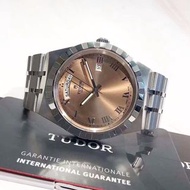 Tudor 28600-0009 Royal