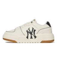MLB รองเท้าผ้าใบ CHUNKY LINER SNEAKER 3ASXCA12N 50IVS NEW YORK YANKEES IVORY
