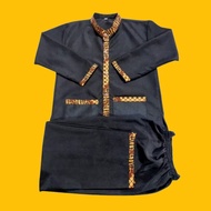 13 YEAR OLD BOYS' LONG BLACK SCHOOL PANGSI SUIT