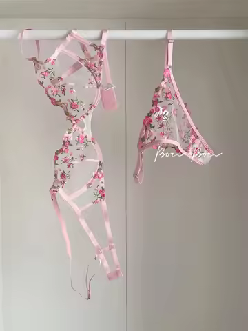 Japanese Anime Actress Lace Bra Set, Romantic Flower Embroidery See-Through Underwear, Heavy Lace 32