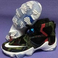 Lebron James13 小皇帝聯名球鞋