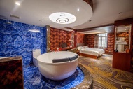Dream Island Golden Hotel (Wuling Commercial Plaza Branch)