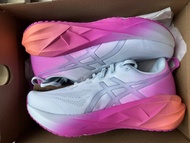 ASICS Novablast 5 女裝跑鞋 Sky/Digital Sakura