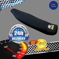 เบาะRc100ปาดทรงเชงหนังด้านสีดำโลโก้ปั้มพลาสติก100%