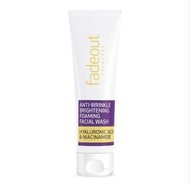 Fadeout advanced brightening facial wash