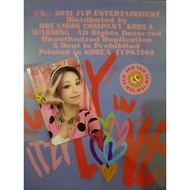 Sealed ALBUM PHOTOCARD ITZY CRAZY IN LOVE MMT YEJI VER