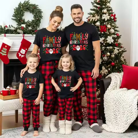 Family Christmas 2026 Making Memories Together Family Shirts Dad Mom and Daughter Son Tshirt Baby Ro
