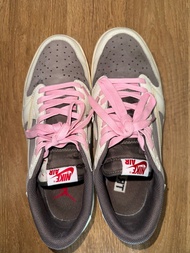 Air Jordan 1 Low Travis Scott