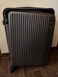 20” & 26” Hallmark 前揭式可擴充行李箱 Dark Grey Hard Shell Luggage