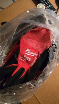 Milwaukee 美沃奇 1級防割耐磨工作手套