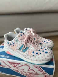 New Balance 580