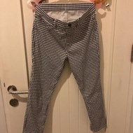 Celana Panjang Wanita Motif Kotak Uniqlo