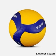Mikasa V300W volleyball
