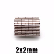 1000ชิ้น แม่เหล็ก 2x2มม. กลมแบน 2x2mm Magnet Neodymium 2*2mm แม่เหล็กแรงสูง 2mm x 2mm แรงดูดสูง พร้อ