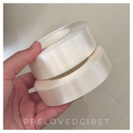 [PRELOVED] White SATIN RIBBON 2.5cm and 2cmBroken White Bouquet Ribbon/ Fabric Ribbon/