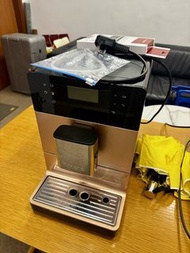 Miele 玫瑰金咖啡機