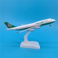 20CM B747 EVA Airplane Model Simulation Alloy Passenger Airplane Decoration Gift Decoration